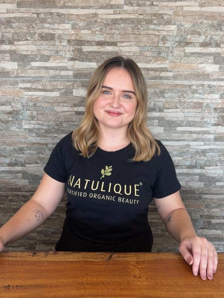 Ella - Senior Stylist/Educator